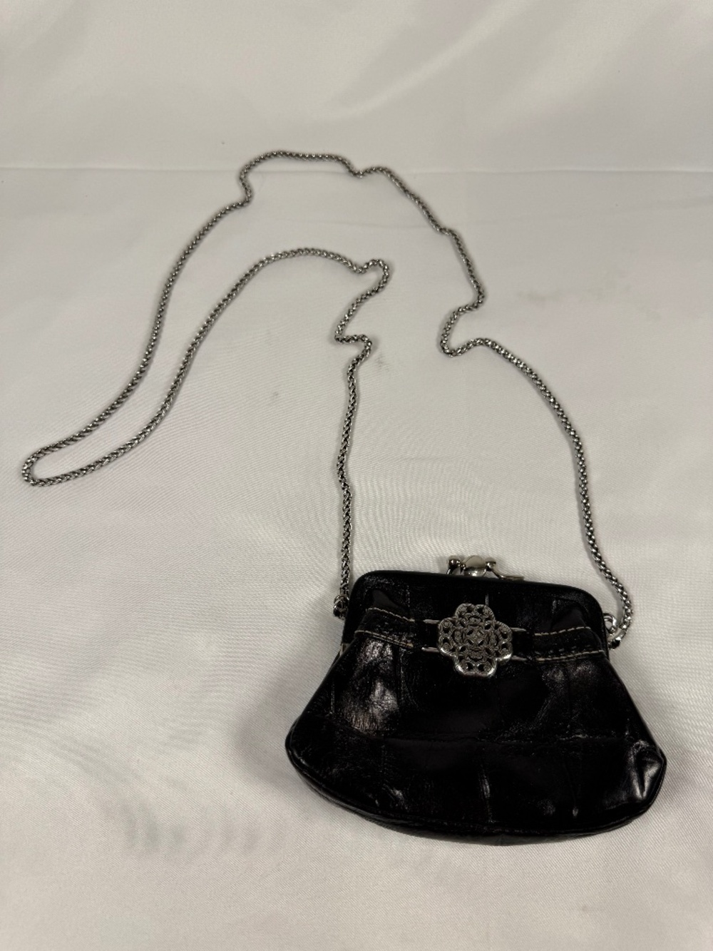 Vintage Style Black Faux Leather Kiss Lock Mini Purse Chain Strap